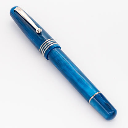 Molteni Modelo 54 Mare Blue Fountain Pen Capped