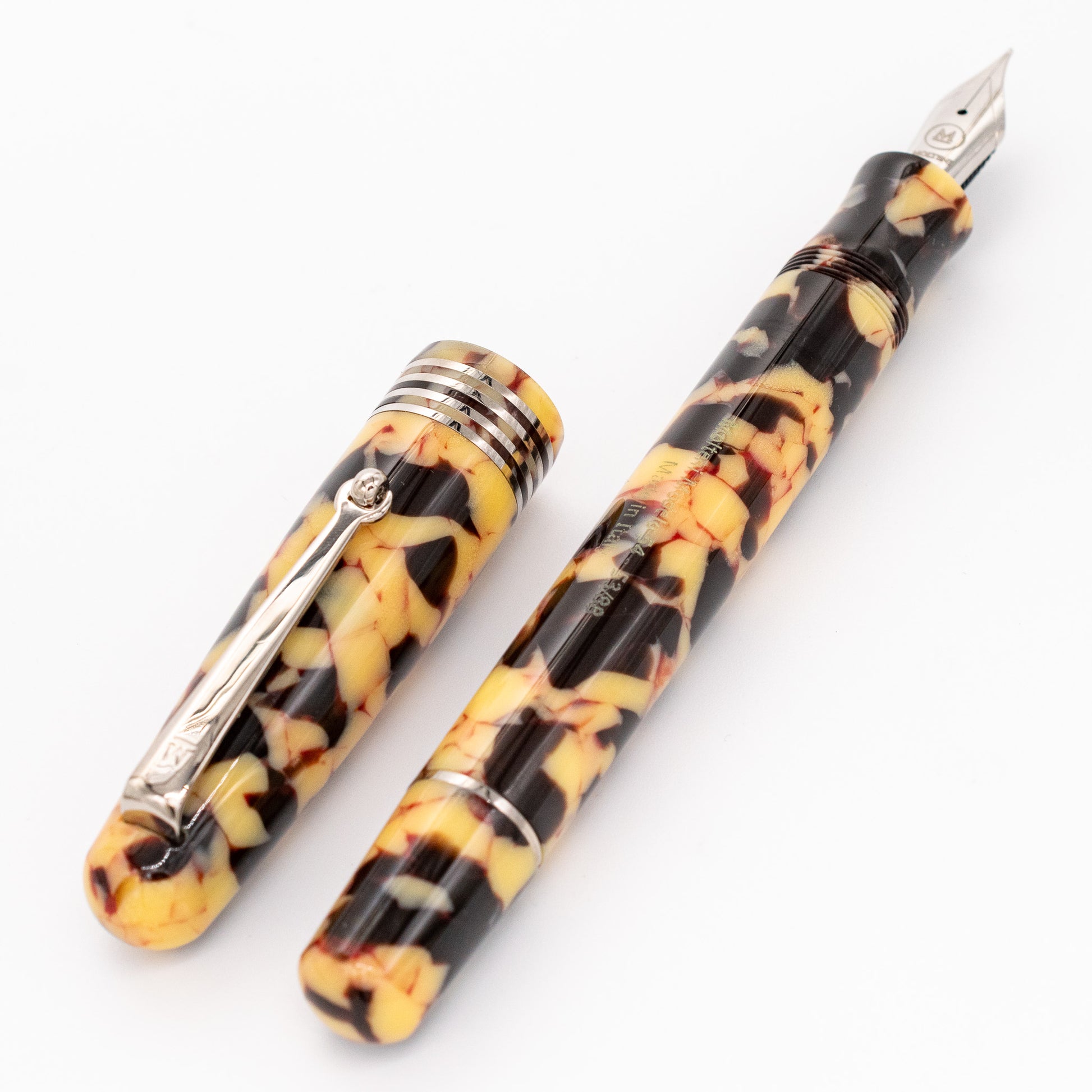 Molteni Modelo 54 Vesuvio Fountain Pen